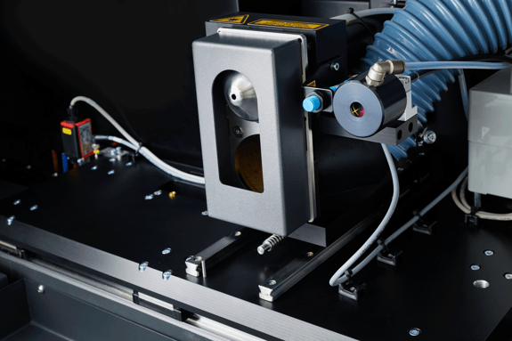 laser source